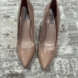 Women's Nude Patent Leather Heels